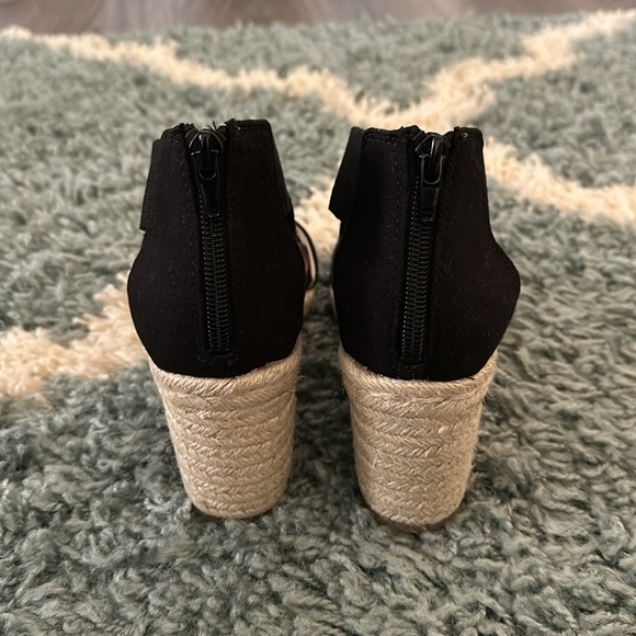 LifeStride Thrive Espadrille Wedge Sandal - Picture 3 of 5